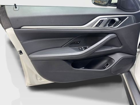 Used 2023 BMW i4 eDrive40 RWD image 32