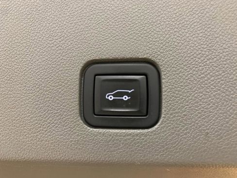 Used 2021 Cadillac XT6 Premium Luxury image 53