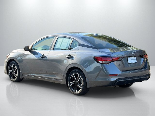 Used 2024 Nissan Sentra SV FWD image 9
