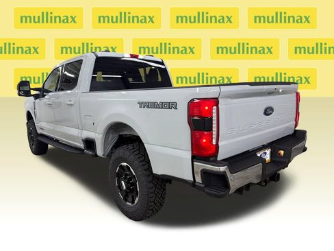 New 2026 Ford F250 Lariat w/ Tremor Off-Road Package AWD/4WD image 9