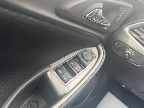 Used 2023 Chevrolet Malibu LT FWD image 35