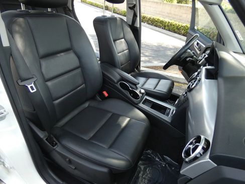 Used 2014 Mercedes-Benz GLK 350 GLK 350 4MATIC Sport Utility 4 image 29