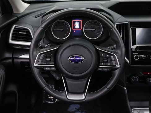 Used 2023 Subaru Forester Premium AWD/4WD image 32