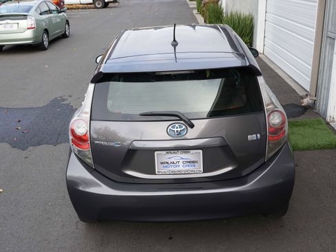 Used 2013 Toyota Prius C Two image 13