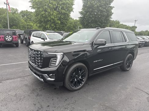 Used 2026 GMC Yukon Denali Ultimate AWD/4WD image 6