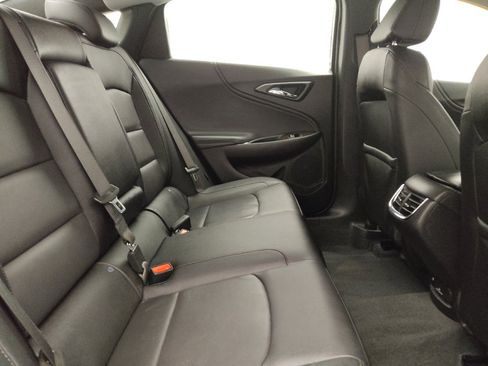 Used 2024 Chevrolet Malibu LT FWD image 19