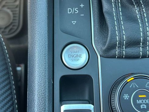 Used 2023 Volkswagen Atlas Cross Sport SEL R-Line image 38