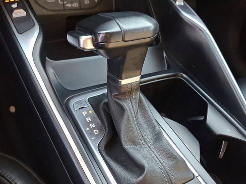 Certified 2024 Kia Sorento S image 15