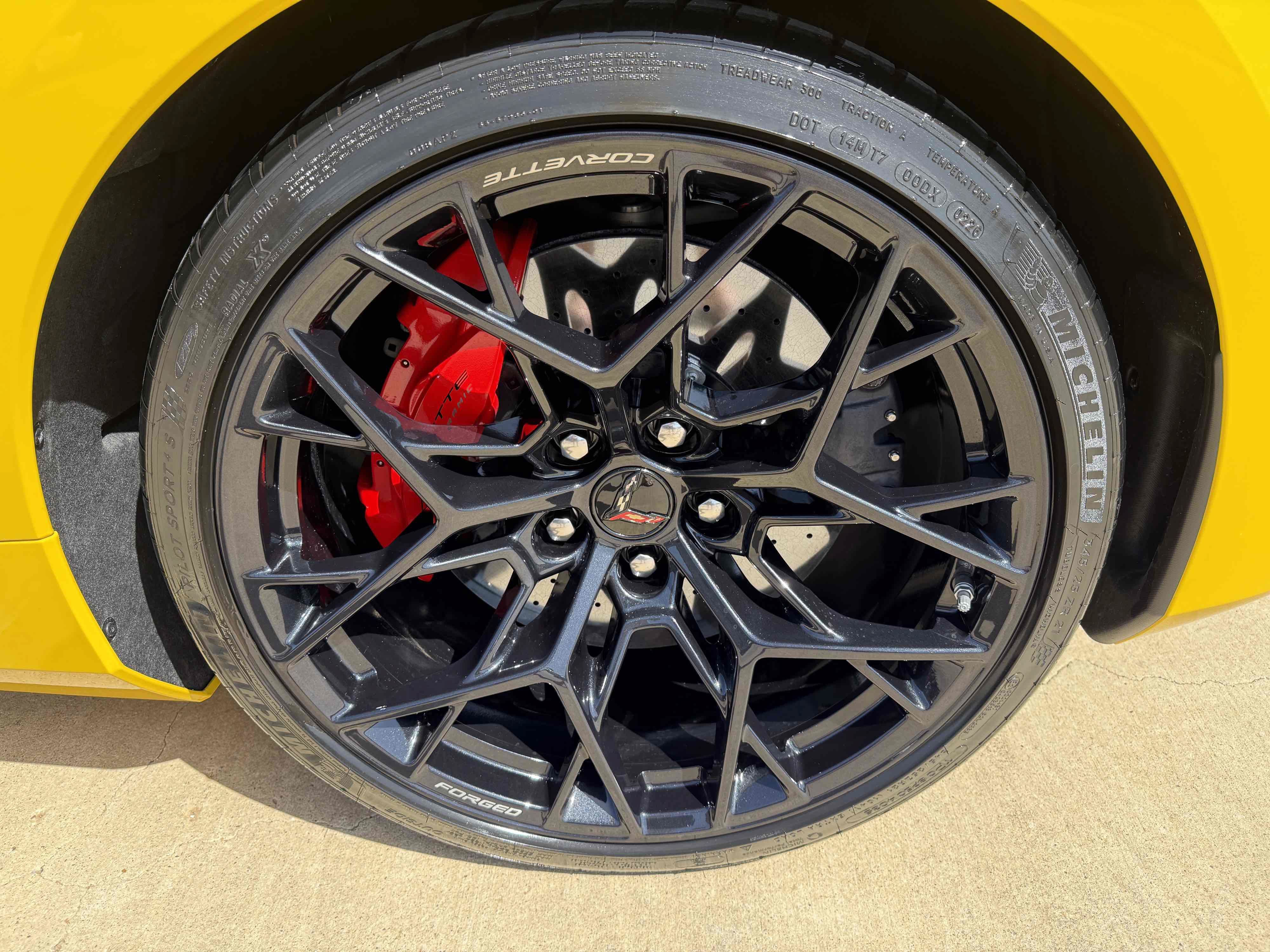 Used 2026 Chevrolet Corvette ZR1 w/ ZR1 Carbon Fiber Aero Package RWD image 25