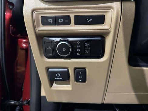 Used 2023 Ford F150 Lariat w/ Equipment Group 502A High AWD/4WD image 31