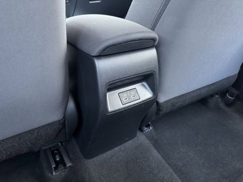 Used 2023 Toyota Corolla LE image 14