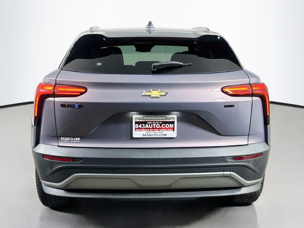 Used 2025 Chevrolet Blazer EV LT AWD/4WD image 6