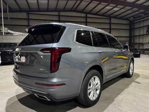 Used 2022 Cadillac XT6 Luxury image 5