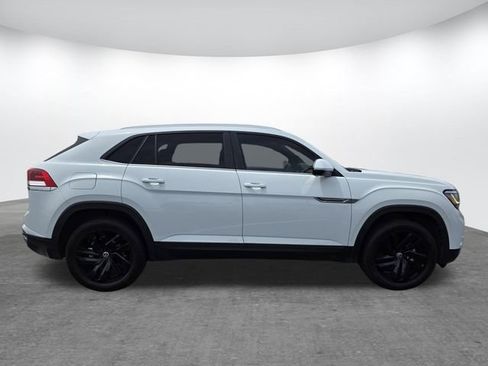 Used 2023 Volkswagen Atlas Cross Sport SE w/ Black Wheel Package image 3