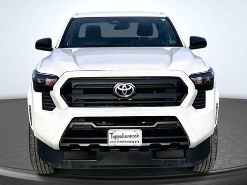 Used 2024 Toyota Tacoma SR image 2
