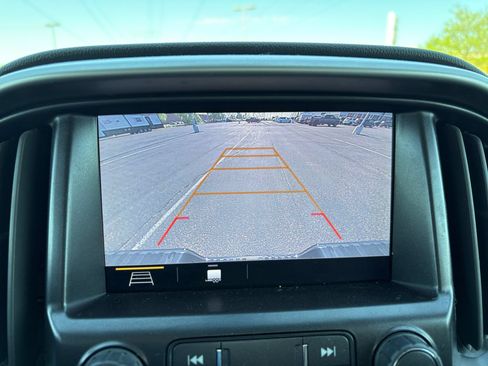 Used 2022 Chevrolet Colorado ZR2 AWD/4WD image 28