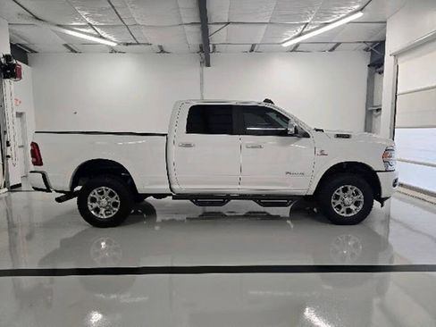 Used 2022 RAM 2500 Laramie AWD/4WD image 11