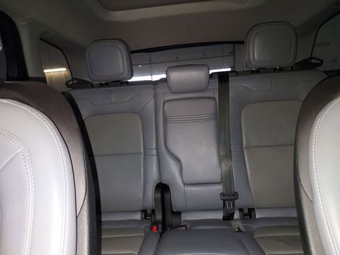 Used 2021 Lincoln Corsair Reserve w/ Equipment Group 201A image 13