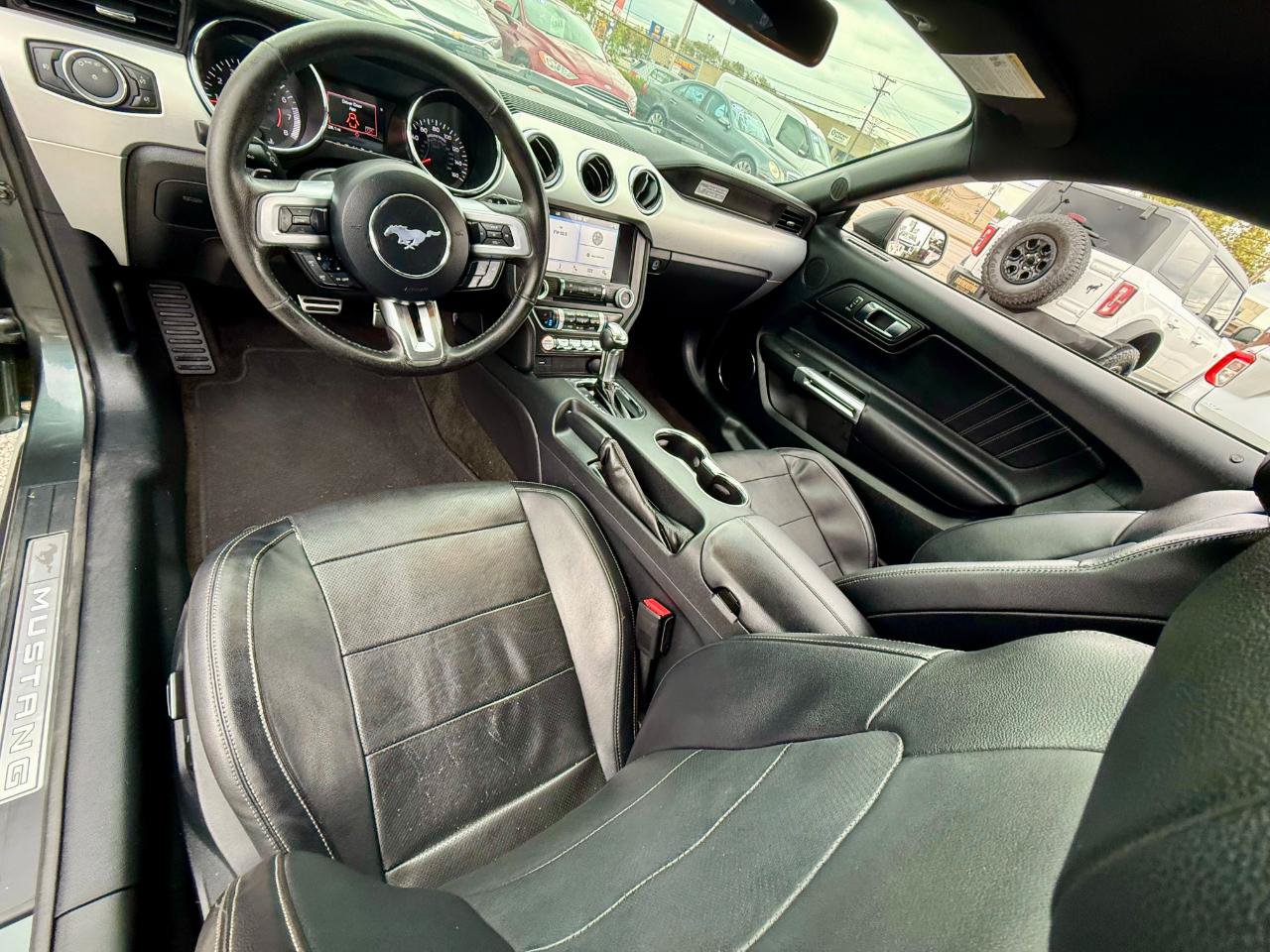 Used 2015 Ford Mustang Premium RWD image 13