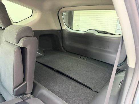 Used 2013 Toyota Prius V Two FWD image 21