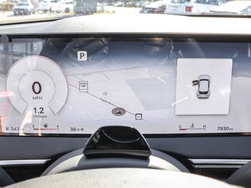 Used 2026 Genesis GV70 2.5T Select image 28