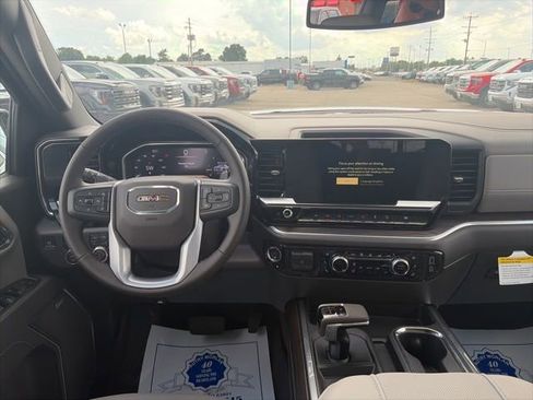 New 2026 GMC Sierra 1500 SLT w/ SLT Premium Plus Package AWD/4WD image 14