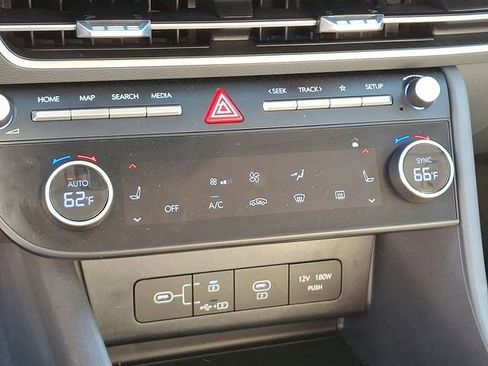 Used 2024 Hyundai Sonata SEL image 18