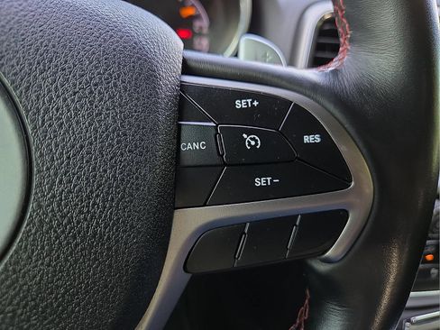 Used 2018 Jeep Grand Cherokee Trailhawk AWD/4WD image 21