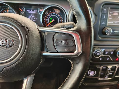 Used 2020 Jeep Gladiator Sport w/ Quick Order Package 24S AWD/4WD image 12