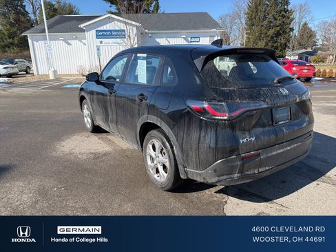 Used 2024 Honda HR-V LX image 4