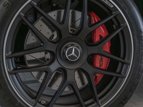 New 2026 Mercedes-Benz GLE 63 AMG S image 33