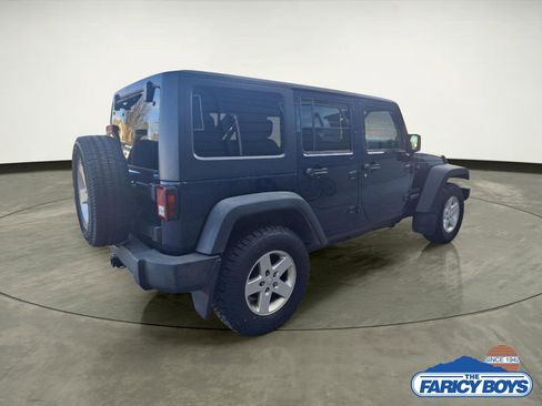 Used 2013 Jeep Wrangler Unlimited Sport image 4