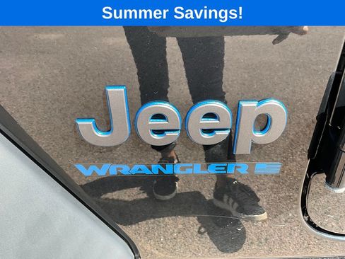 Used 2024 Jeep Wrangler Unlimited AWD/4WD image 15