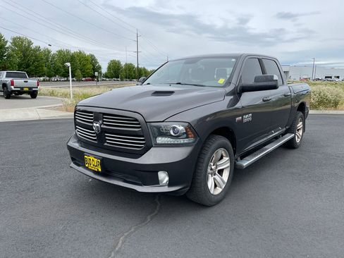 Used 2014 RAM 1500 Sport w/ Trailer Tow Group AWD/4WD image 7