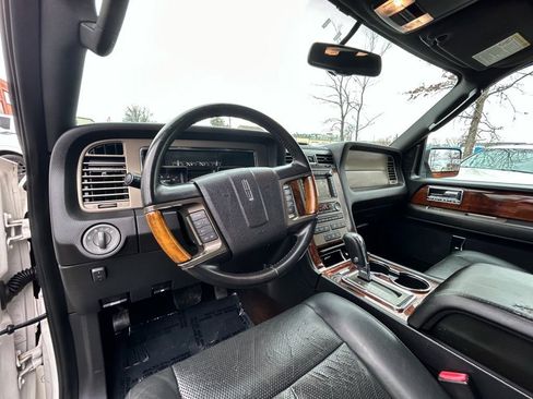 Used 2013 Lincoln Navigator 4WD w/ HD Trailer Tow Pkg image 9