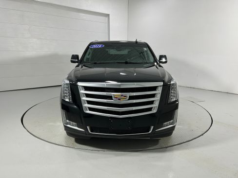 Used 2016 Cadillac Escalade Luxury image 15