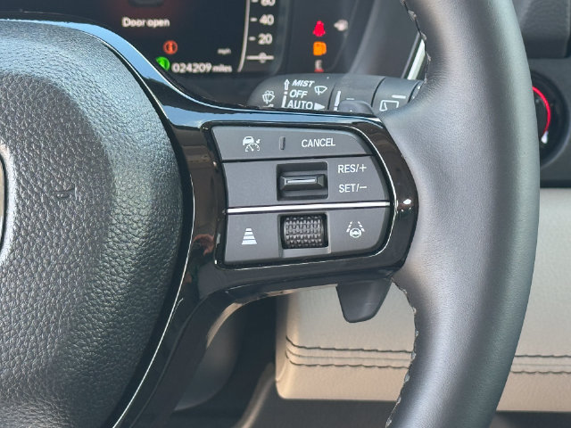Used 2023 Honda Pilot Elite image 28