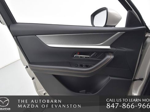 Used 2025 MAZDA CX-90 3.3 Turbo w/ Preferred Package image 31