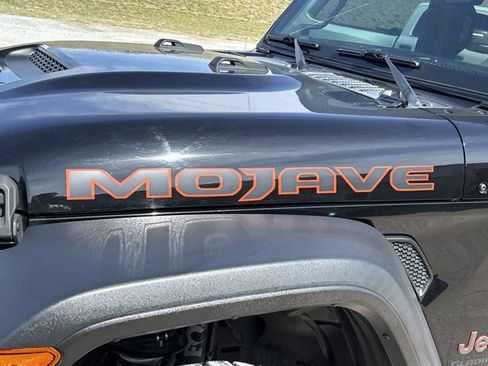 Used 2021 Jeep Gladiator Mojave AWD/4WD image 13