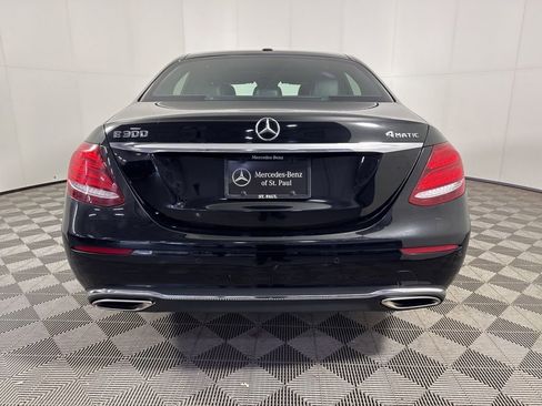 Used 2019 Mercedes-Benz E 300 4MATIC image 5