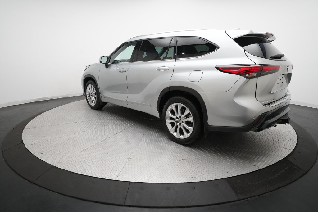 Used 2021 Toyota Highlander Limited AWD/4WD image 33