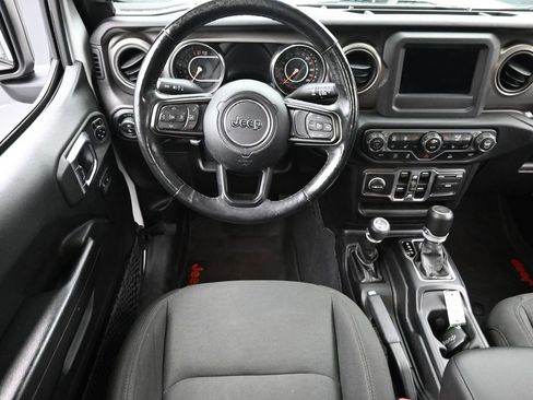 Used 2020 Jeep Gladiator Sport w/ Quick Order Package 24S image 13