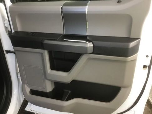 Used 2020 Ford F150 XLT w/ Equipment Group 302A Luxury image 10