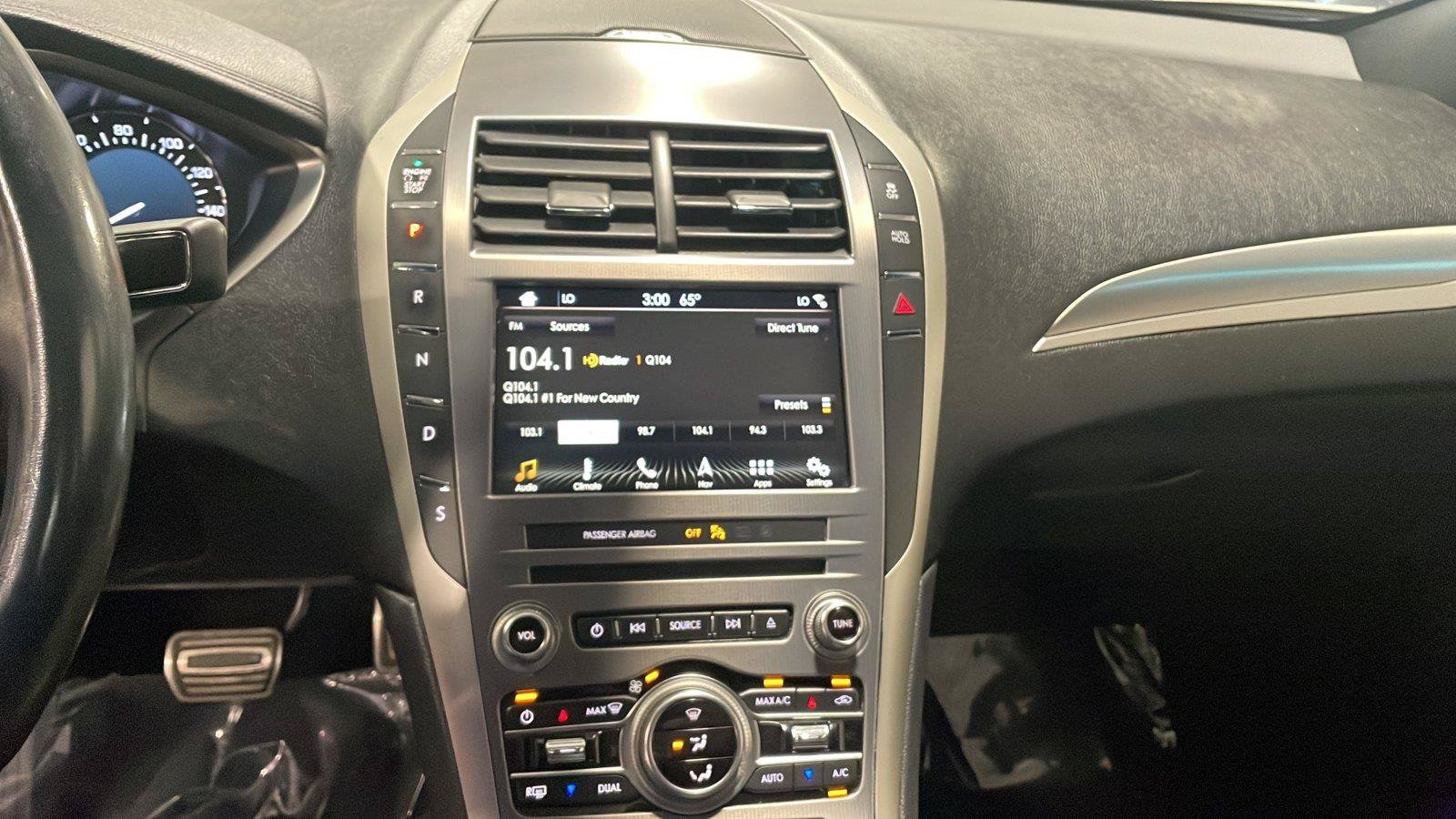 Used 2018 Lincoln MKZ Reserve w/ Magnetic Appearance Package AWD/4WD image 16