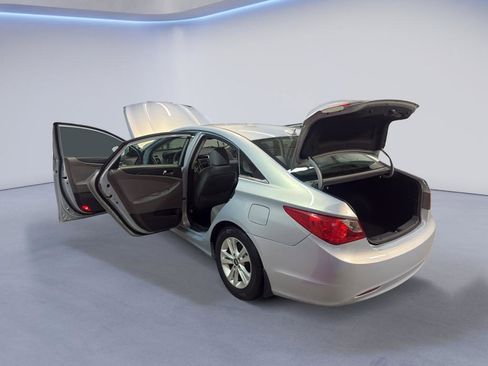 Used 2013 Hyundai Sonata GLS w/ Popular Equipment Pkg FWD image 11