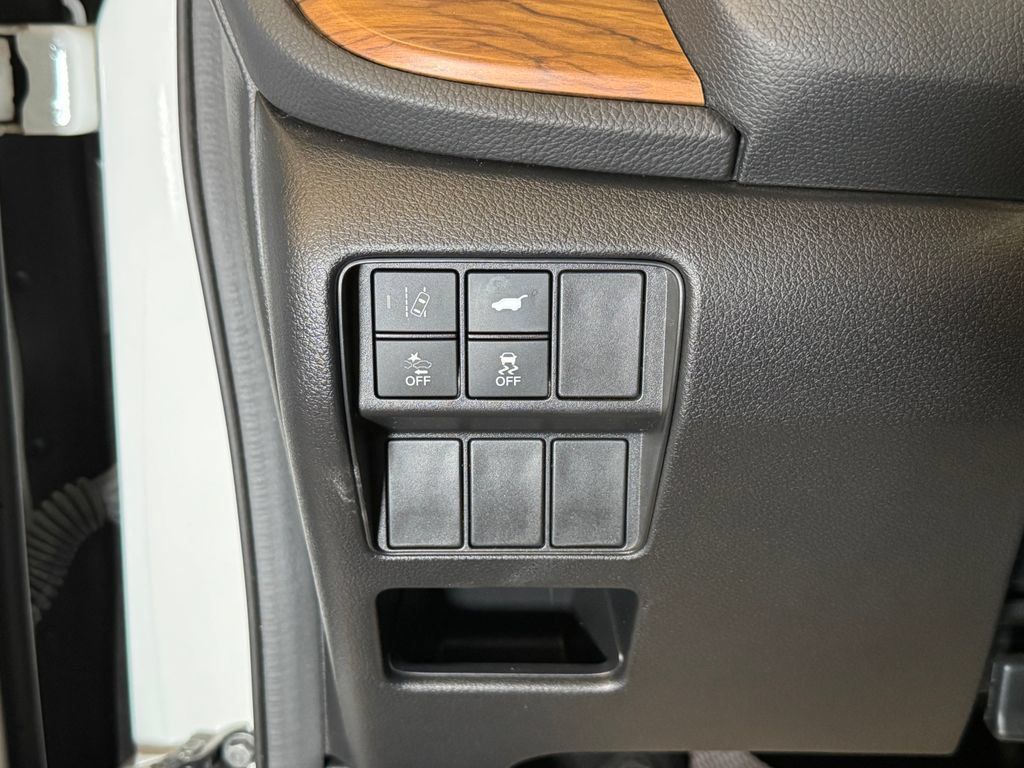 Used 2018 Honda CR-V EX-L image 18
