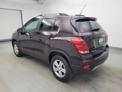 Used 2022 Chevrolet Trax LT w/ Driver Confidence Package AWD/4WD image 3