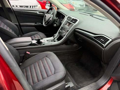 Used 2014 Ford Fusion SE w/ Equipment Group 201A image 12