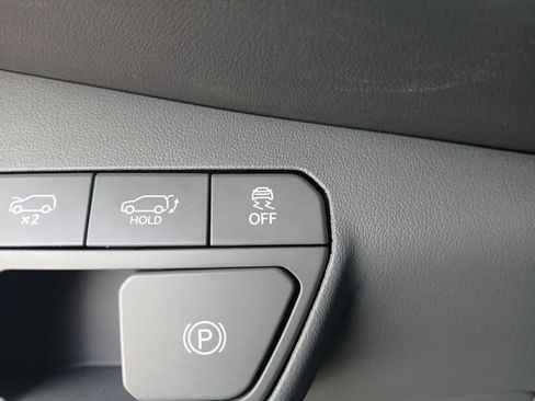 Certified 2026 Kia EV9 Land w/ Nightfall Edition Package image 31