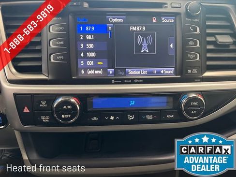 Used 2019 Toyota Highlander XLE AWD/4WD image 4